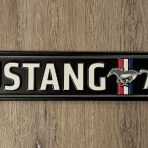 Plaque métal MUSTANG