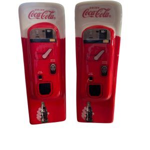 SALIERE POIVRIERE STATION COCA COLA