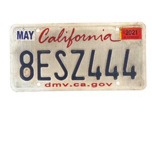 PLAQUE CALIFORNIA 8ESZ444 de 2021
