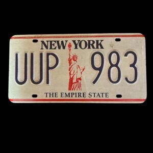 PLAQUE VOITURE NEW YORK UUP 983
